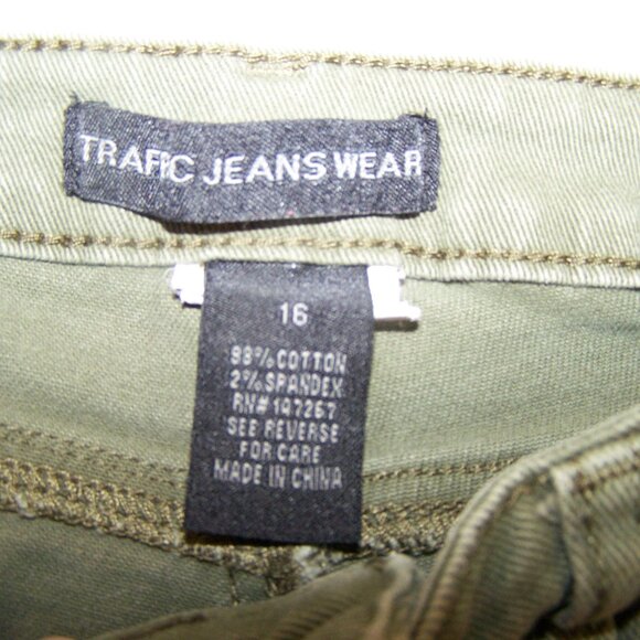 Size 16 Jean Shorts:  Evolution in Design and Traffic Jeanswear - Picture 3 of 9
